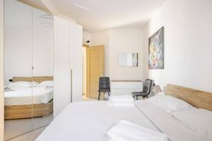 Iris Apartment | Vista Gallinara