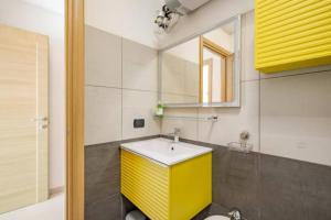 Iris Apartment | Vista Gallinara