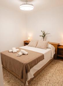 Charming House with Garden in Ardales, 70 m², 5 People