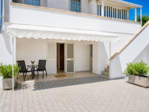 Malvischi Guesthouse - Garden & Pool