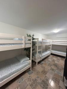 SIMPL hostel Oquendo