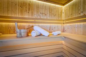Domki Aurea 2 - nowe całoroczne domki z jacuzzi i sauną - 350m do morza, plac zabaw, rowery, grill