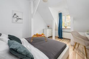 Lumina I 4-room Apartment for 10 guests I 90m2 I in the Old Town
