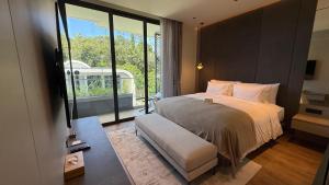 Stylish Bang Tao Beach Apartments