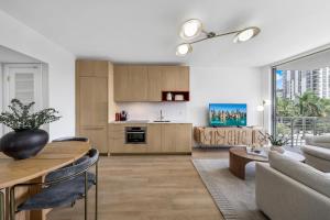 Heart of Midtown - Near Downtown & City Centre