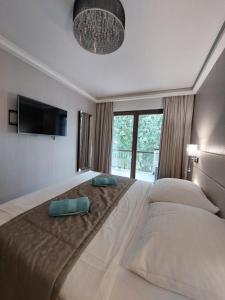 Tiara Apartment at the Lake