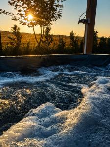 Domek Letniskowy VELLA z Prywatnym Jacuzzi