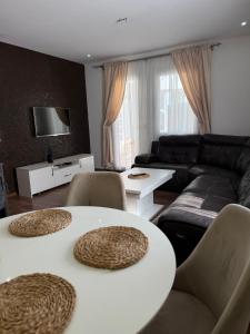 S APARTMENTS