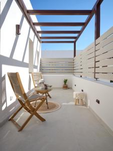 Rocaia Mini Suites Naousa