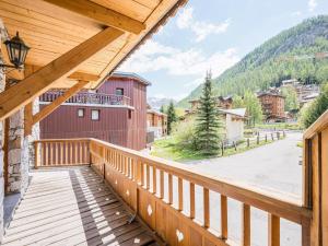 Superbe appartement 3 pièces, proche centre, avec parking - FR-1-518-168