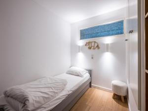 Appartement rénové au pied des pistes avec balcon - FR-1-518-170
