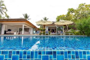 Dhevatara Residence Beachfront Villas