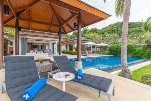Dhevatara Residence Beachfront Villas