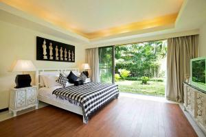 Dhevatara Residence Beachfront Villas