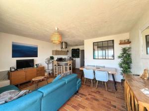 HYEPELT T2 pour 2 personnes - Vue Mer - Hyères