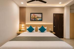 Hotel Elite kukatpally Near Nexus Mall
