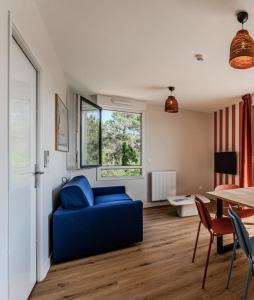 Apartment for 6 with parking in La Test
