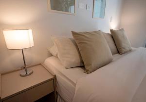 Alfa Suites en el corazon de Salta by BEDBOOK