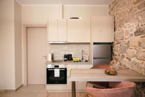 Kallia Castle apartments