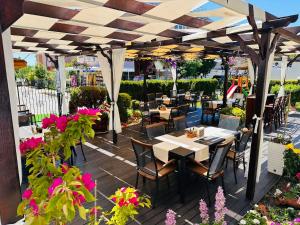 Ivian Family Hotel