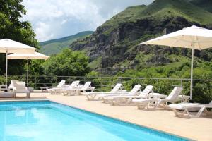Vardzia Resort