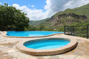 Vardzia Resort