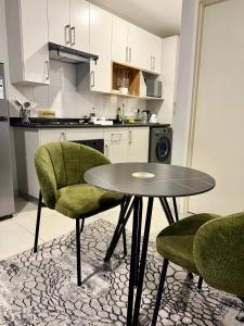 Desmelima Premier Living