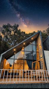 The woodcrest by lake & woods