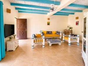 Tropical Court 2 BedroomDiani Beach villa