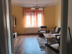 Anna Apartmanok