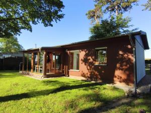 Schönes Ferienhaus mit Seeblick & Garten am Plauer See