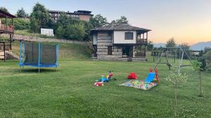 Leshten Guest Homes