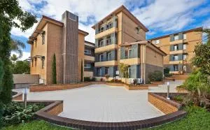 Comfort Inn & Suites Burwood - Peakhurst