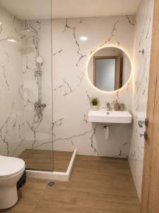 Musses apartment 1 Modern Studio with Free Parking