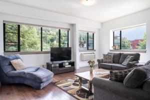Selkirk Snug by Revelstoke Vacations