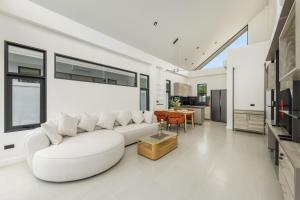 Ruma 2BR Private Pool Villa at Akara Nai Thon