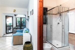 Trilo Debora 2Km From The Beach - Happy Rentals