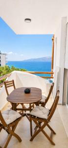 Sunny Bay Apartments