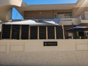 Marvelous Panoramic Residence
