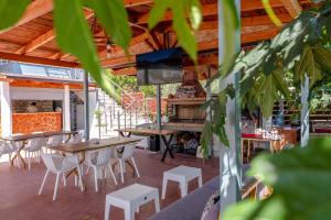 Hotel&Apartaments -Villa Hasani 24