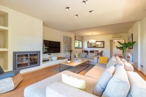 Costa Brava Relax: Gran Jardín y Piscina Privada