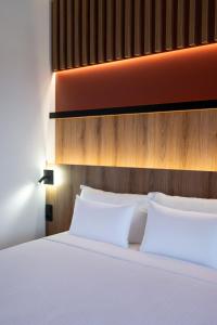 ZOI Girni - Seaside Hotel