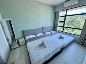 Jesselton Quay Near Suria Sabah & Jesselton Point 6 pax