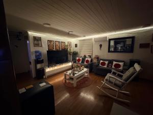 Habitacion Deluxe, Wi-Fi, desayuno gratis y a minutos del crucero!