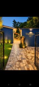 Casa Hospedagem 01