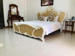 Romantic Vang Vieng resort
