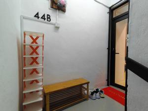 Sleepy Bear Capsule Hostel
