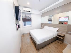Red Planet BGC The Fort