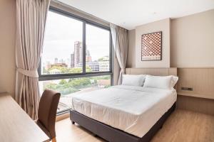 Booking Tierra Residences