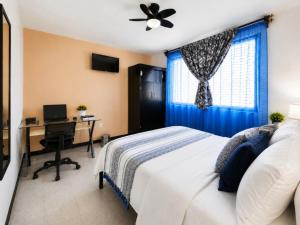 Nice bedroom at 5 min Mexico City Airport T1 & T2